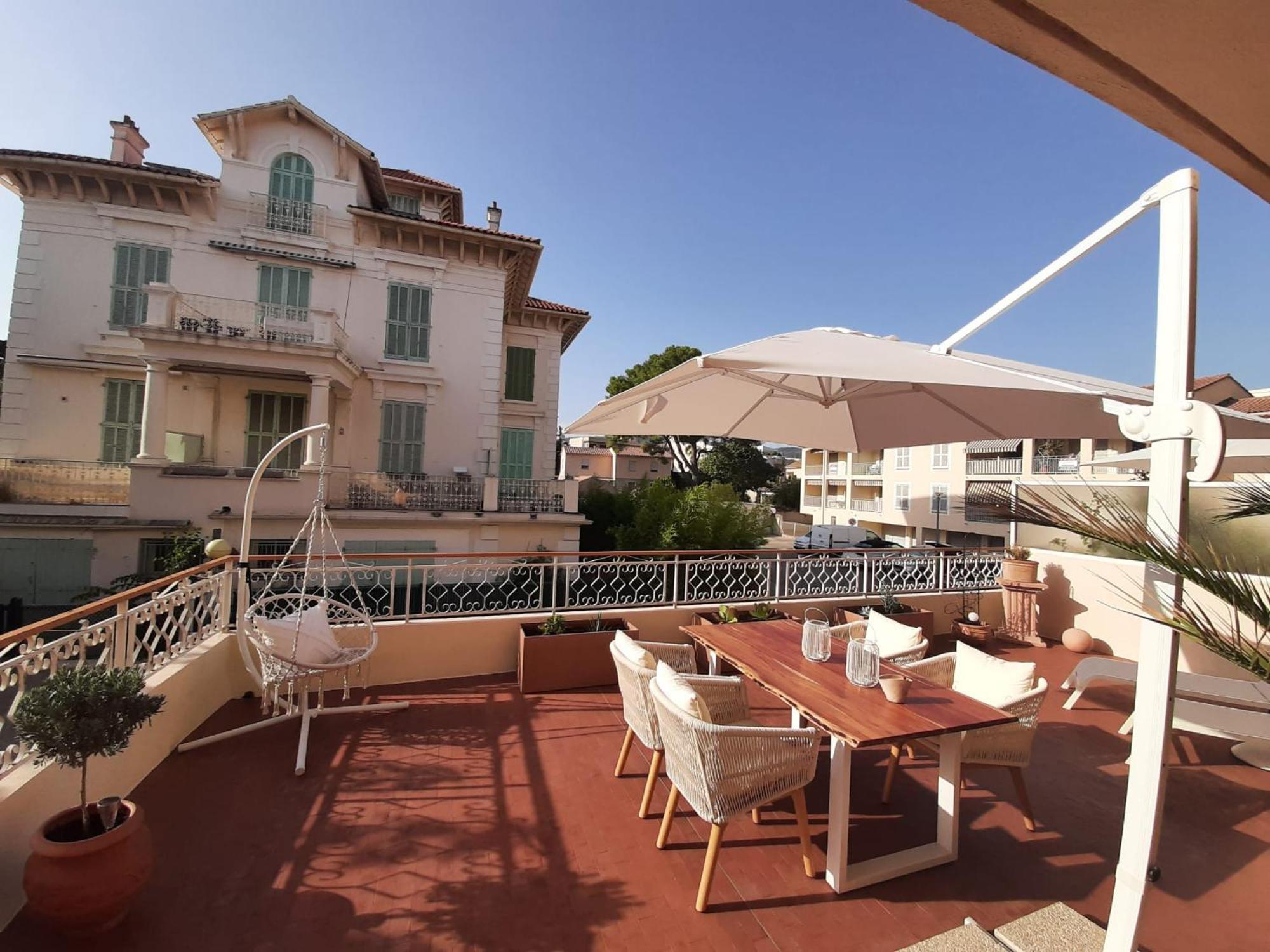 Sanary- La Vie Est Belle- Centre Ville 2 Minutes A Pied- Plage 5 Minutes Sanary-sur-Mer Exterior foto